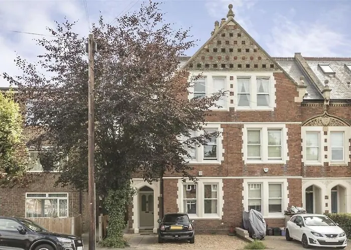 Light And Modern 2Br 1.5Ba, Newly Refurbished!